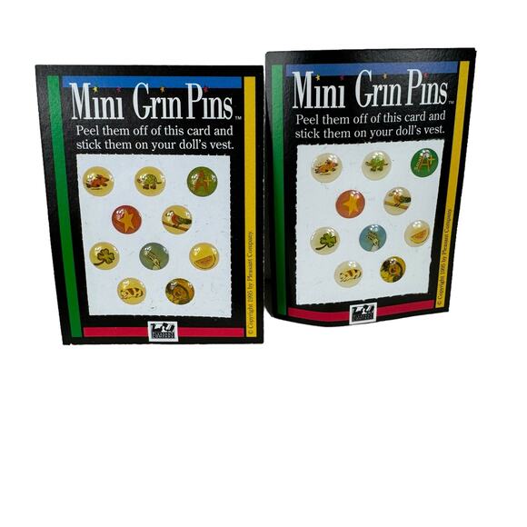 American Girl White Figure Skating Ice Skates Blade Guards Mini Grin Pins New - Picture 2 of 4